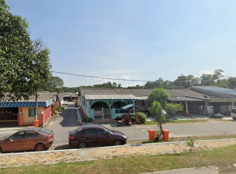 Below Market Value; 1 Sty Mid Terrace @ Taman Cempaka, Salak Tinggi - 1