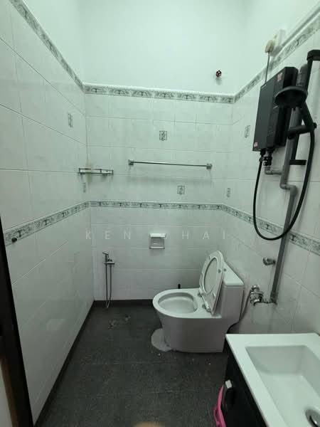 BUKIT INDAH BANDAR NUSAJAYA - 5