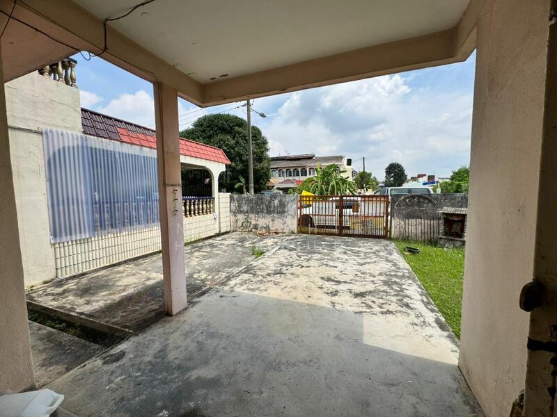 Kampung Raja Uda - 4