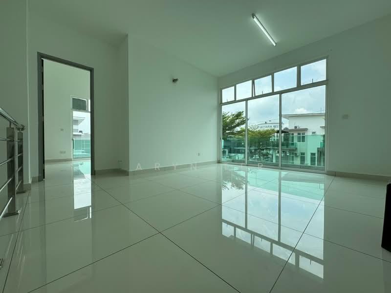 Mutiara Bestari 1 @ Mutiara Mas 2 Storey Cluster House ( Original / Corner Lot ) - 4