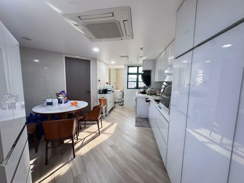 The Straits View Condominium - 5