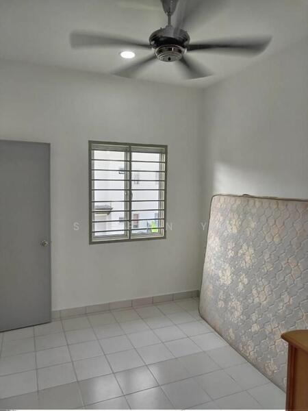 Jalan Wau Kikik Bandar Layangkasa, Pasir Gudang, Johor / Full Loan - 4