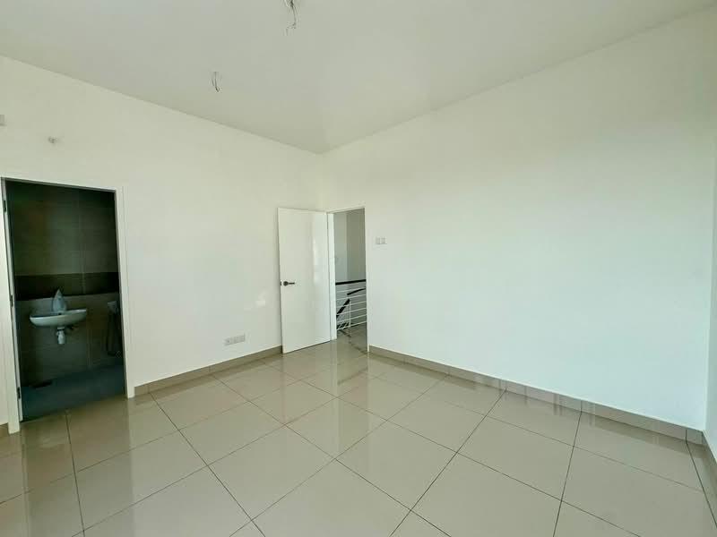 Adda Heights @ Green Avenue - 3