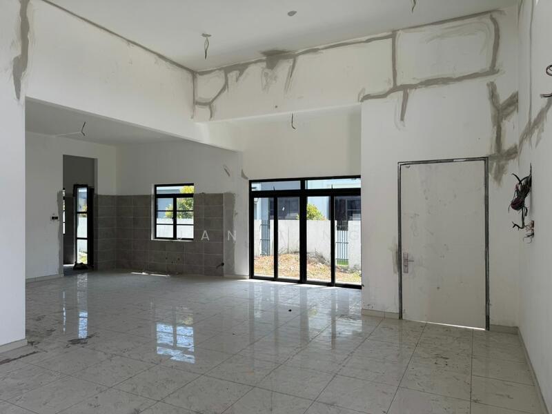 Bandar Mahkota Banting - 4