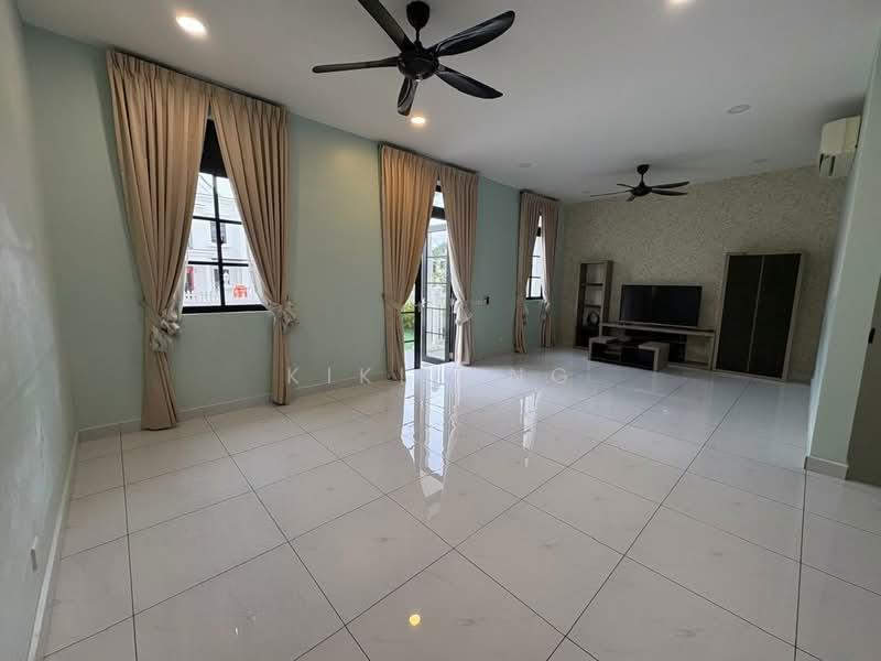 The Grassten 26’x75’ @ Eco Botanic - 1