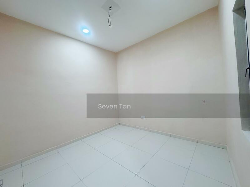 Taman Skudai Baru - 4