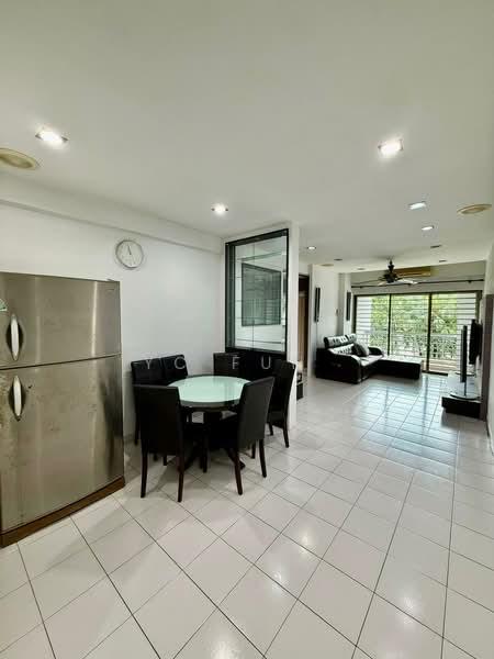 Danga View Apartment - 2