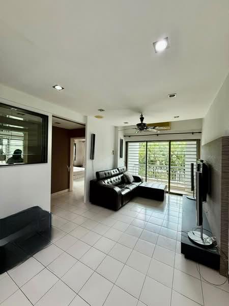 Danga View Apartment - 3