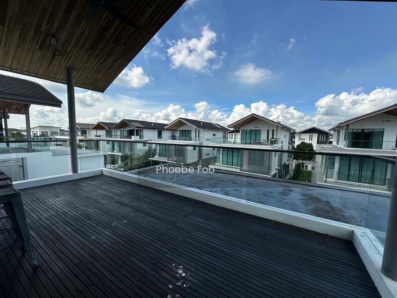 Senibong Cove - Isola Grandeur - 3