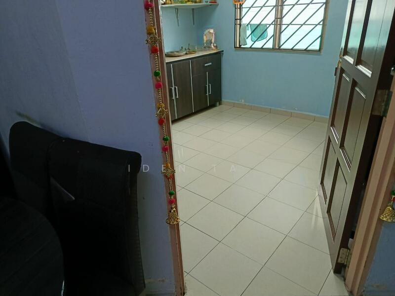 Taman Universiti Tamans Universitis - 4