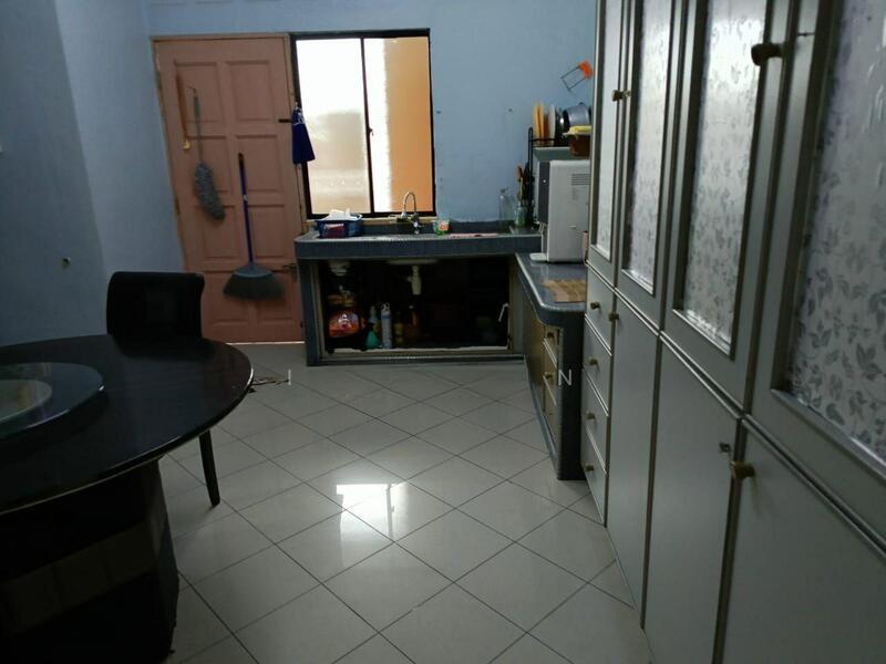 Taman Universiti Tamans Universitis - 5