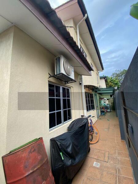 TAMAN MELEWAR - 4