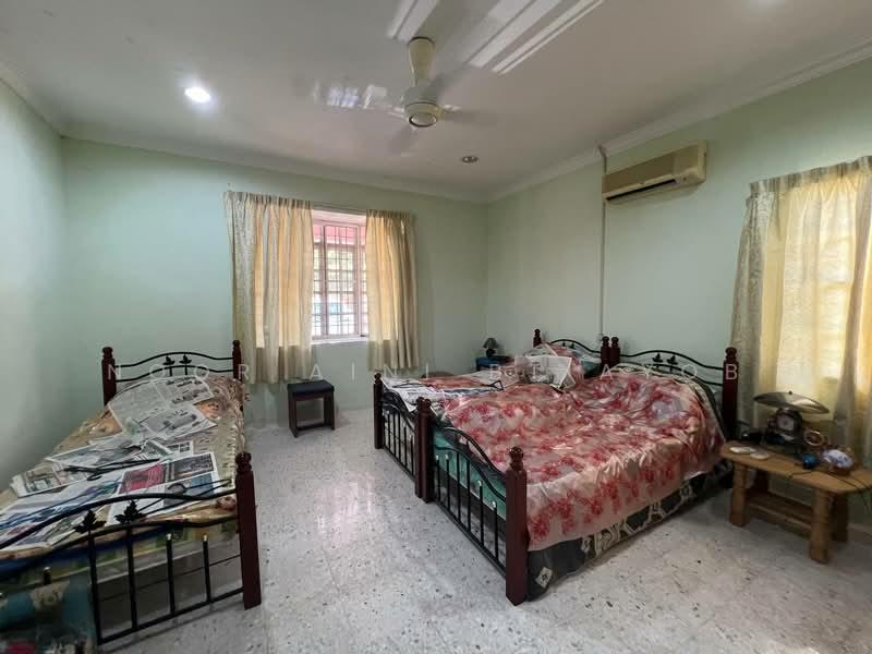 Single Storey Bungalow Taman Peranginan Mutiara Port Dickson Negeri Sembilan - 4