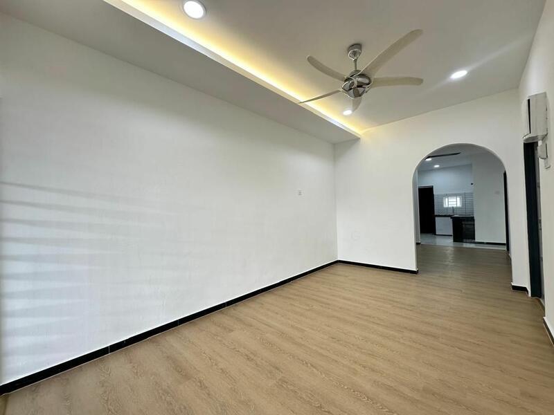 1-storey Terraced House at Bandar Aman Jaya - 4