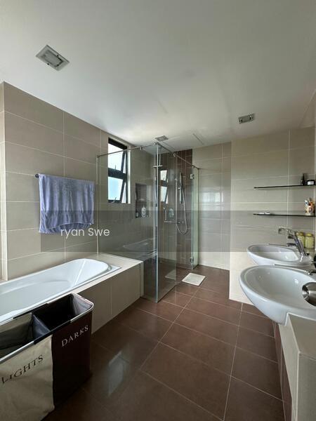 Papillon Desahill Condominium - 4