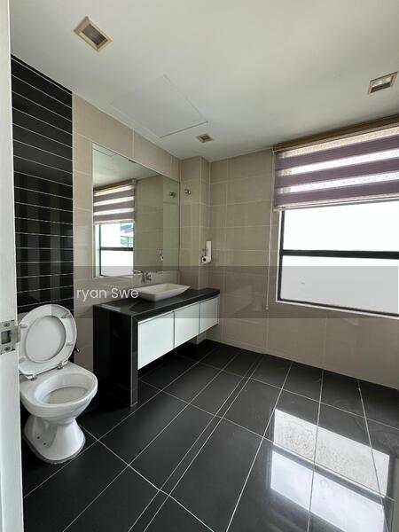 Papillon Desahill Condominium - 5