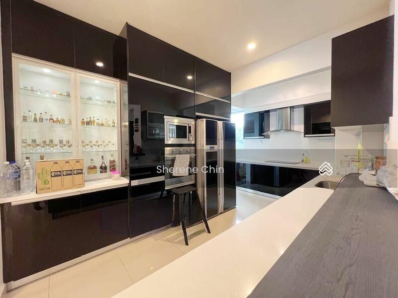 Surin Condominium - 3