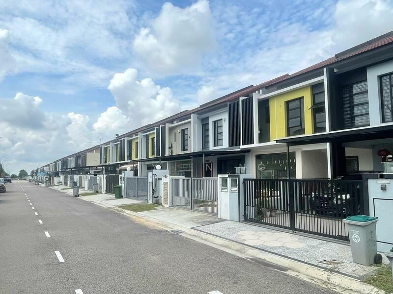 Desa Tebrau Desa Tebrau Desas Tebraus - 1