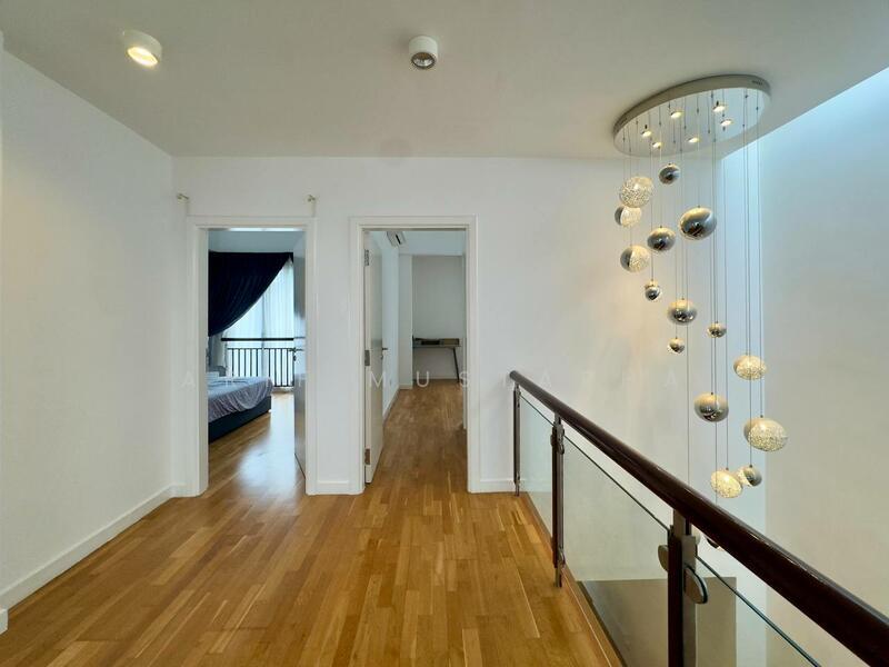 Mozart, Symphony Hills - 3