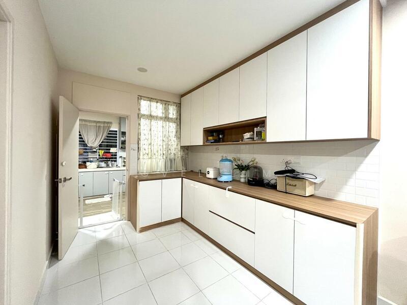 Meridin East Orchid - 2