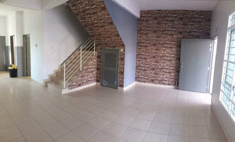 Pines @ Hillpark - 3