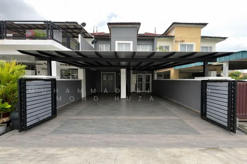 Bandar Tasik Puteri - 1