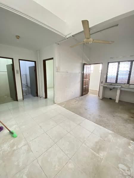 Taman Johor Jaya - 2