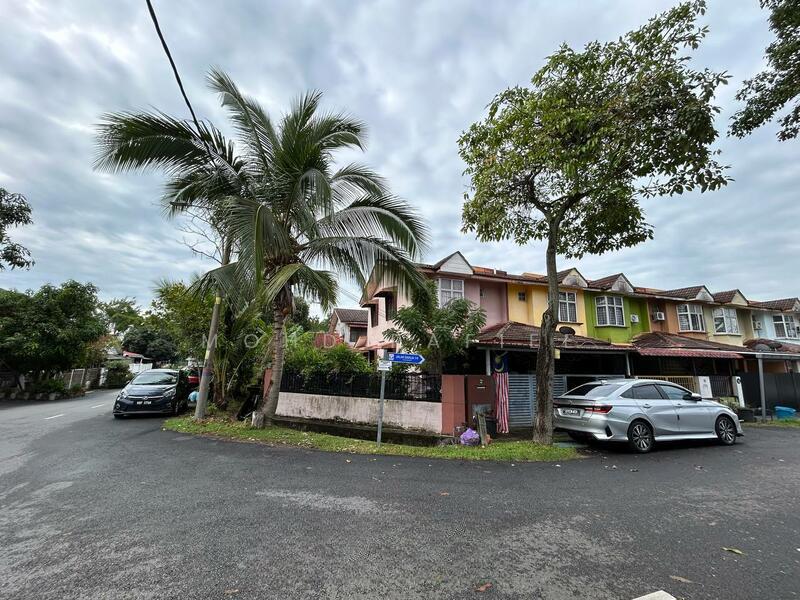 Taman Dahlia (Bandar Baru Salak Tinggi) - 1