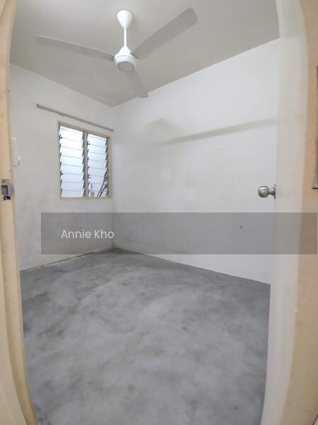 Pangsapuri Sentosa - 4