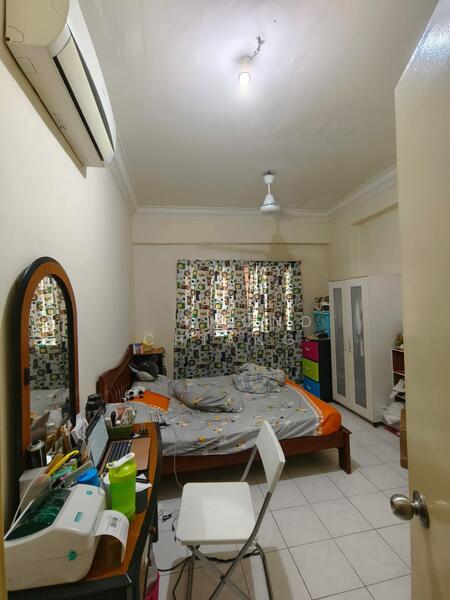 Menara Menjalara - 4