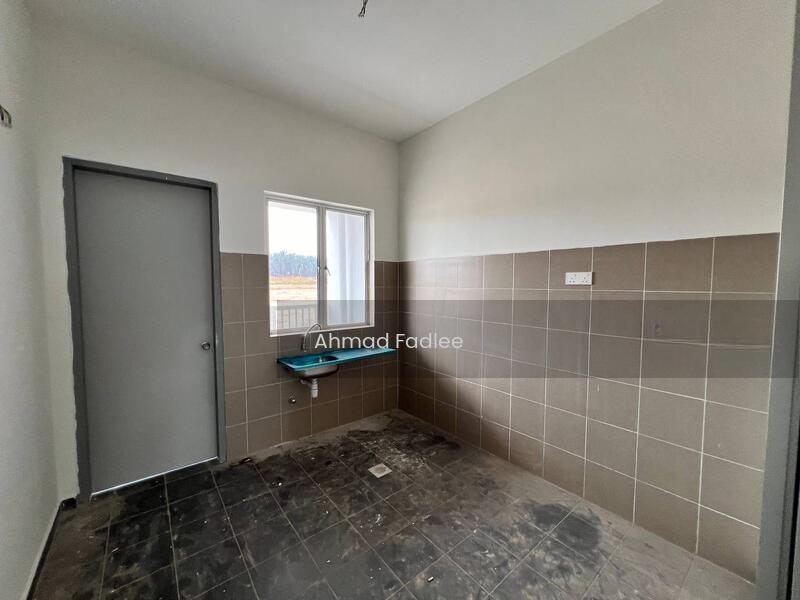 Taman Jenderam Lesteri - 4