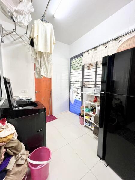 Desa Tebrau Desas Tebraus - 5