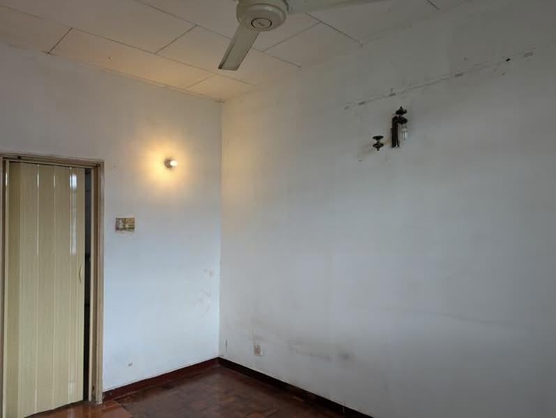 Subang Perdana Goodyear Court 6 - 5