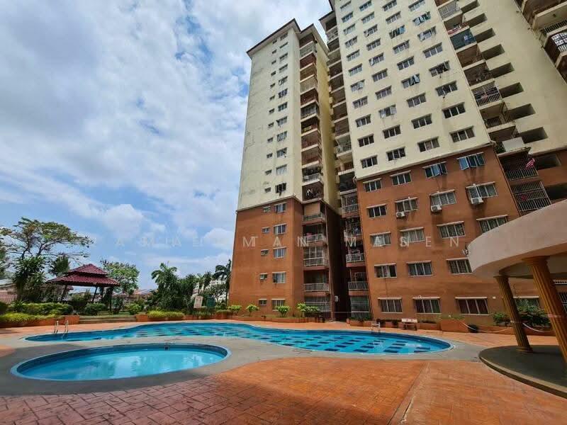 Pangsapuri Damai Mewah B - 5