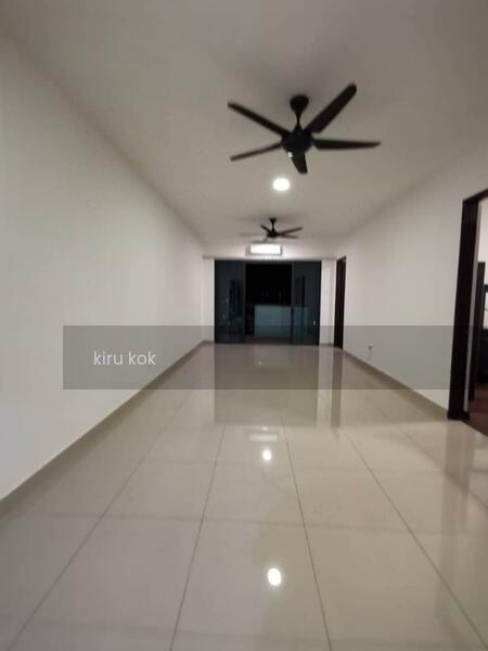 Symphony Tower (Menara Simfoni) - 1