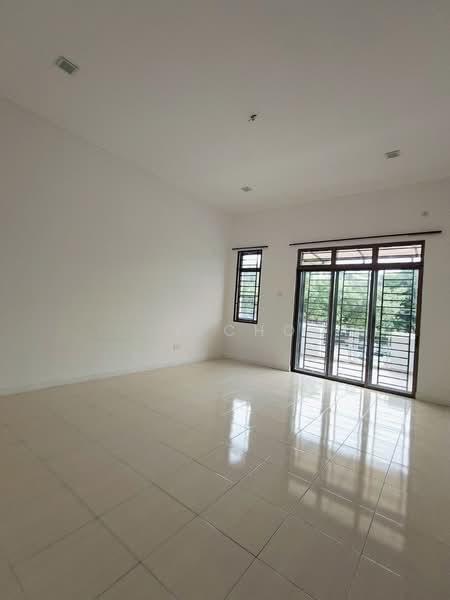 Taman Kempas Utama - 5