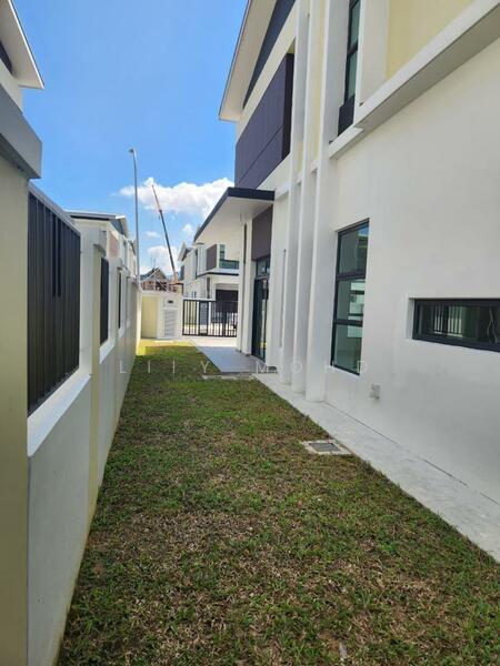 TAMAN IMPIAN EMAS (HONEYDALE RESIDENCE) - 3