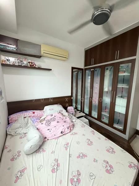 Lake View Suites - 4