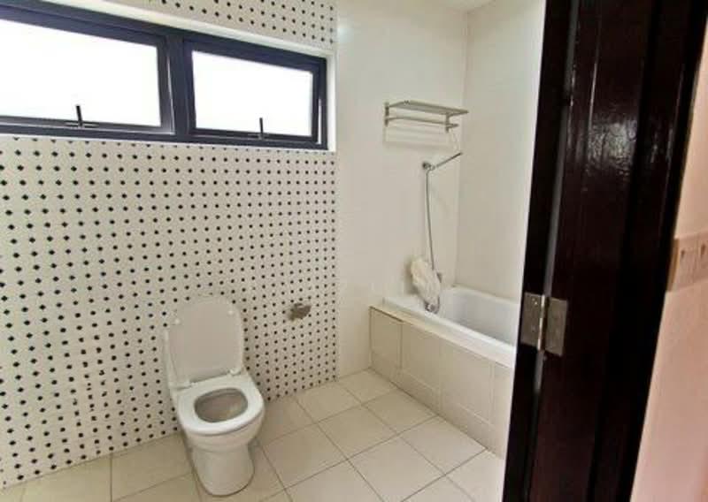 Taman Hillview - 5