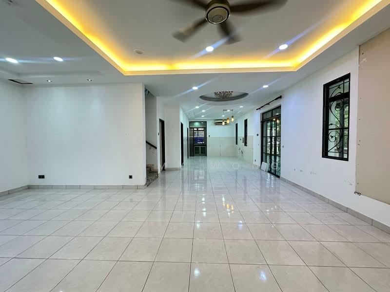 Bukit Sungai Long 3 - 4