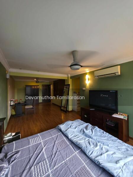 Semi-D house at Seksyen 6 - 4