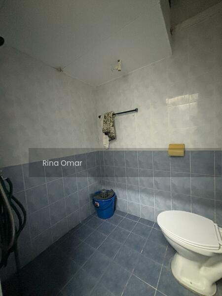 Permai Lake View Apartment - 5