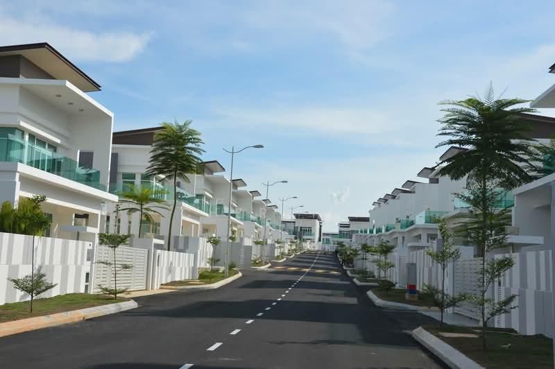 Taman Saujana Heights - 5