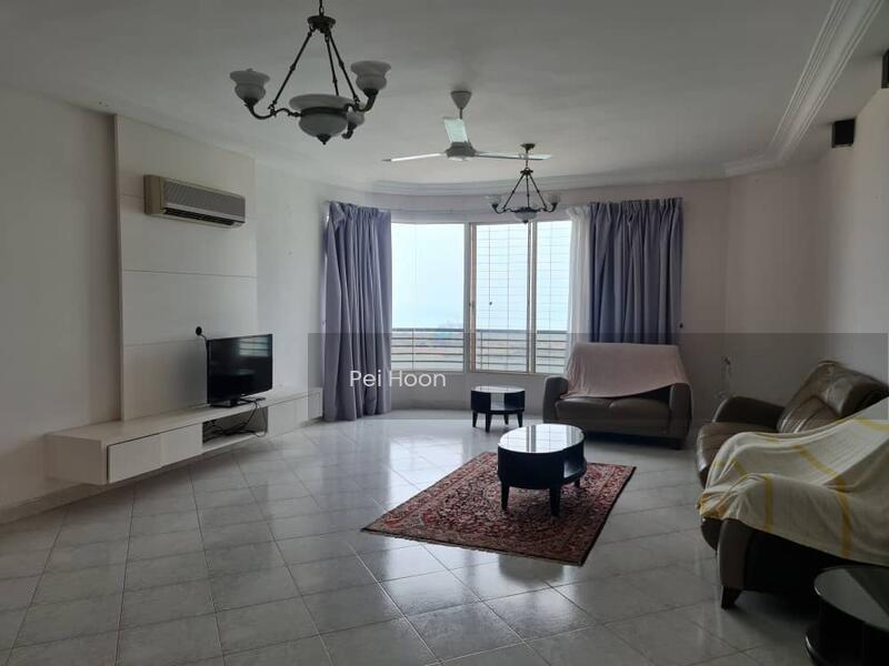 Gurney Beach Resort - 4