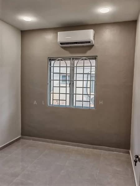 Taman Puchong Legenda - 2