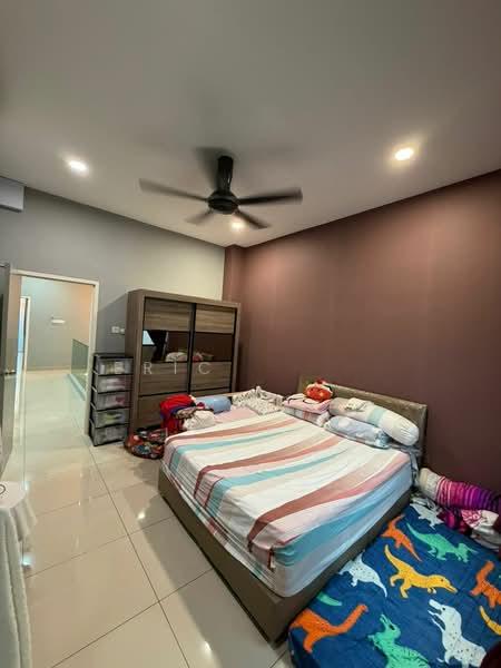 BANDAR CEMERLANG - 3