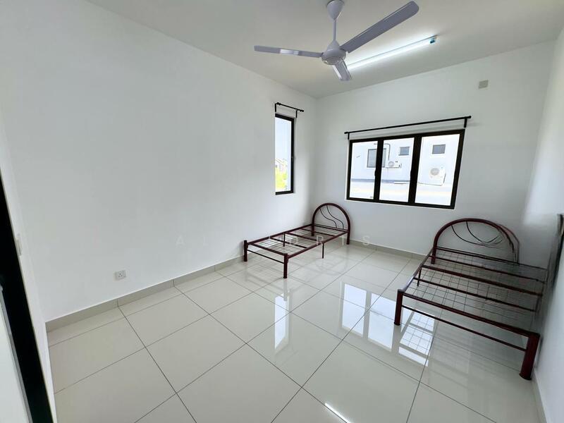 SETIA ALAMSARI - 2