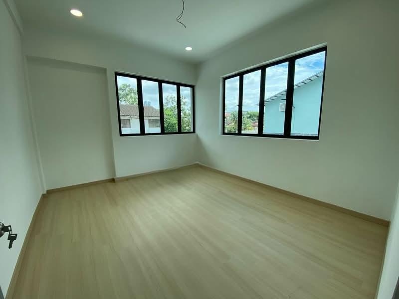 Taman Majidee - 2