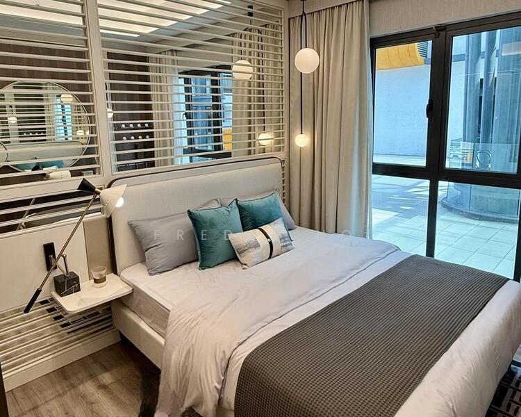 Trinity Rainfora - 4