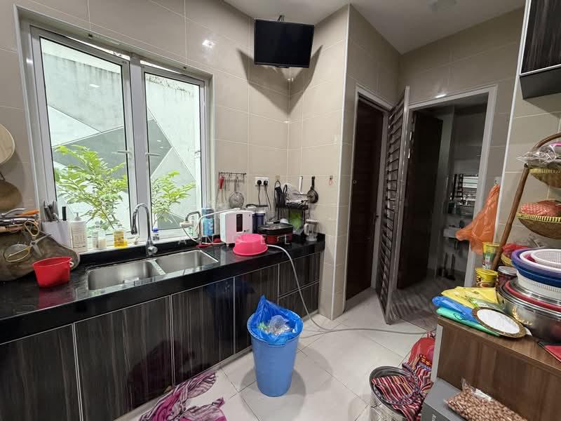 Bandar Baru Sri Petaling - 5